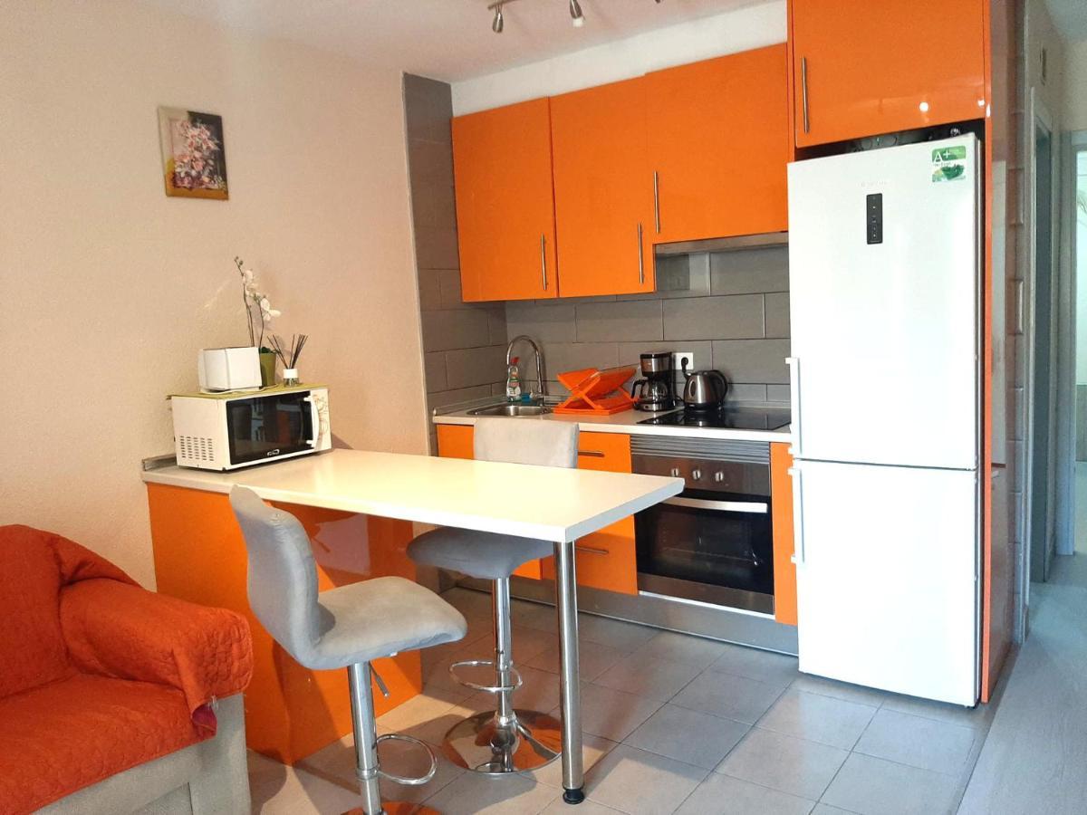 Comfortable Apartment Next To The Pools 阿德耶 外观 照片