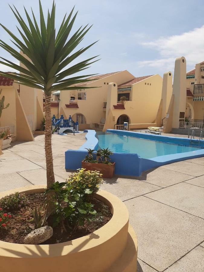 Comfortable Apartment Next To The Pools 阿德耶 外观 照片